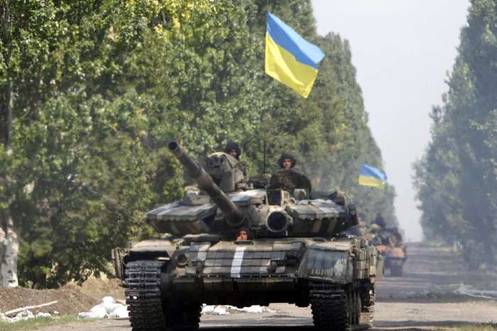 Ukrayna Rus petrol rafinerisini vurdu! Kayıplar var
