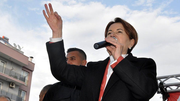 Meral Akşener: Cumhurbaşkanı bize kızıyor, Kılıçdaroğlu'na bağırıyor!