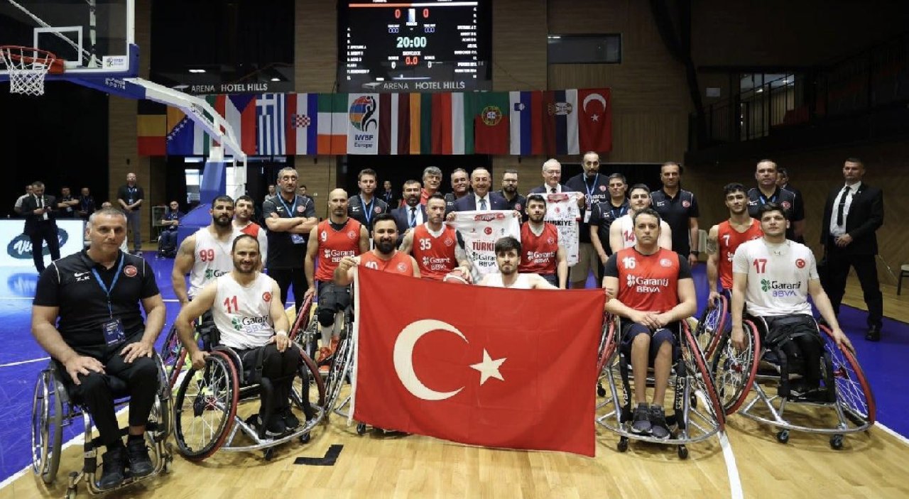 Tekerlekli Sandalye Basketbol A Milli Takımı tarihi farkla Avrupa şampiyonu
