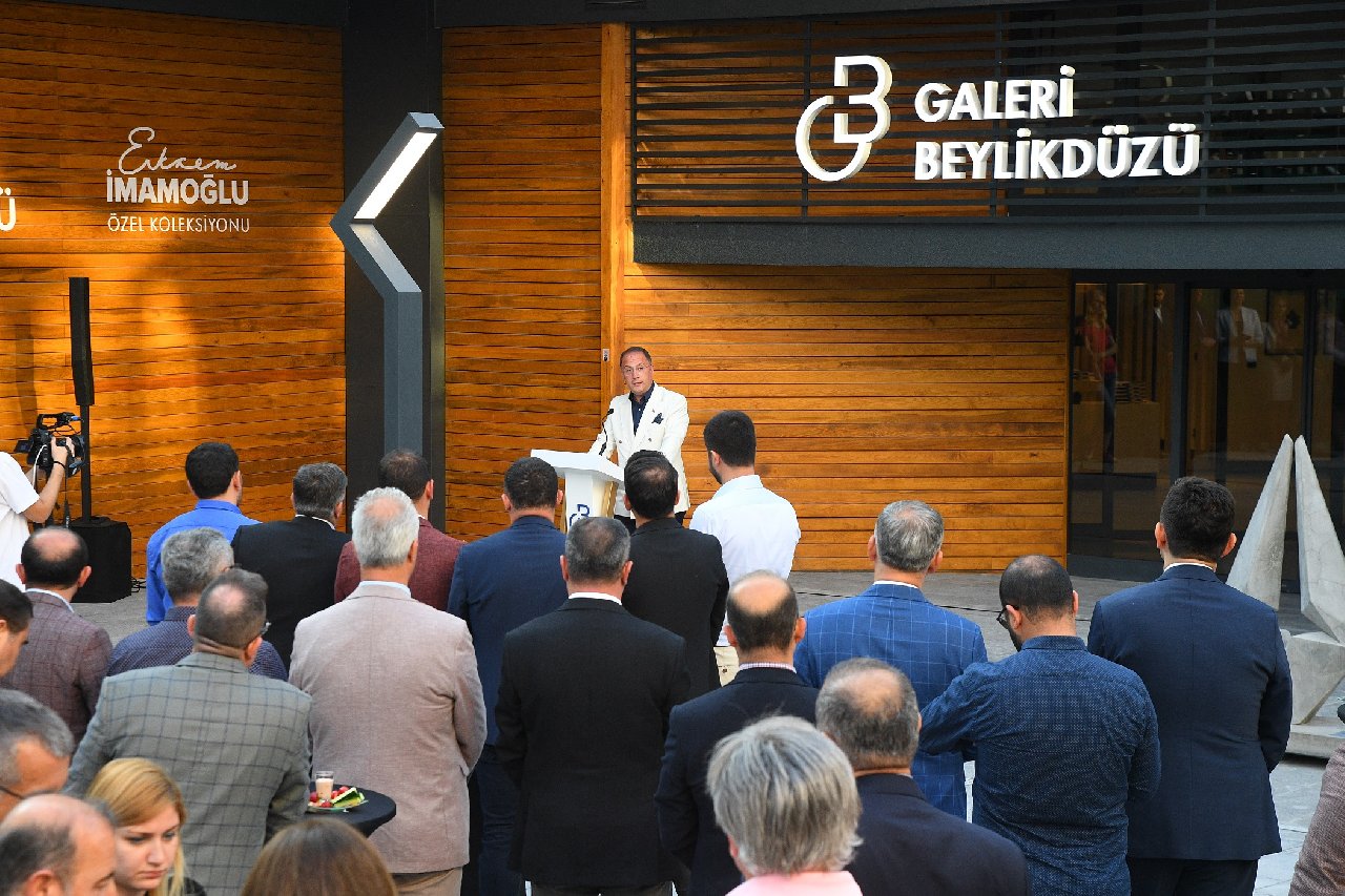 Şehrin yeni sanat noktası Beylikdüzü'nde açıldı