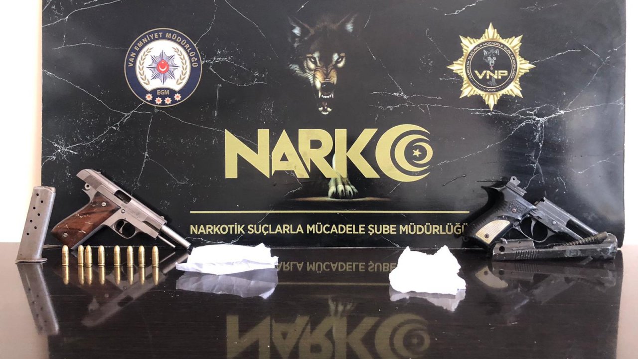 104 kilo eroinin firari şüphelisi yakalandı