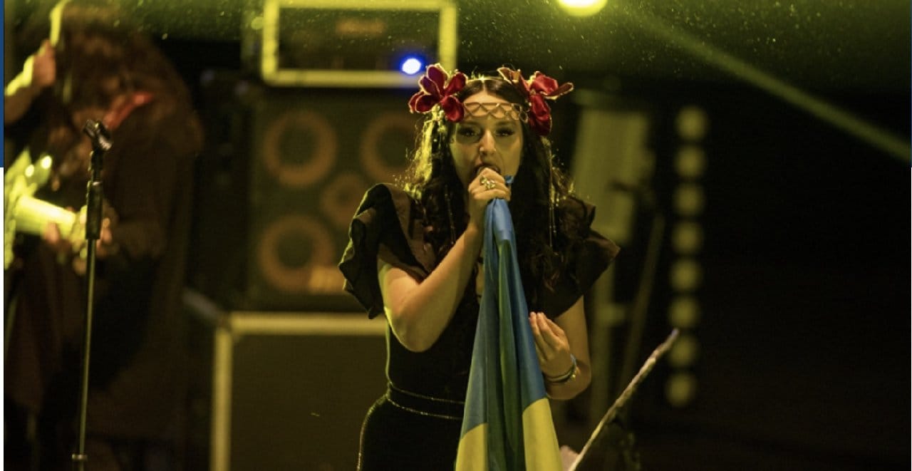 Jamala, Antalya'da Ukraynalı çocuklar için sahneye çıktı