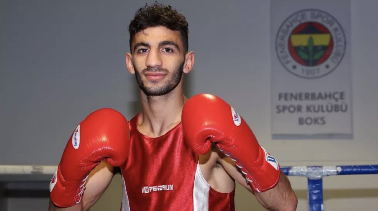 Milli boksör Batuhan Çiftçi'den altın madalya