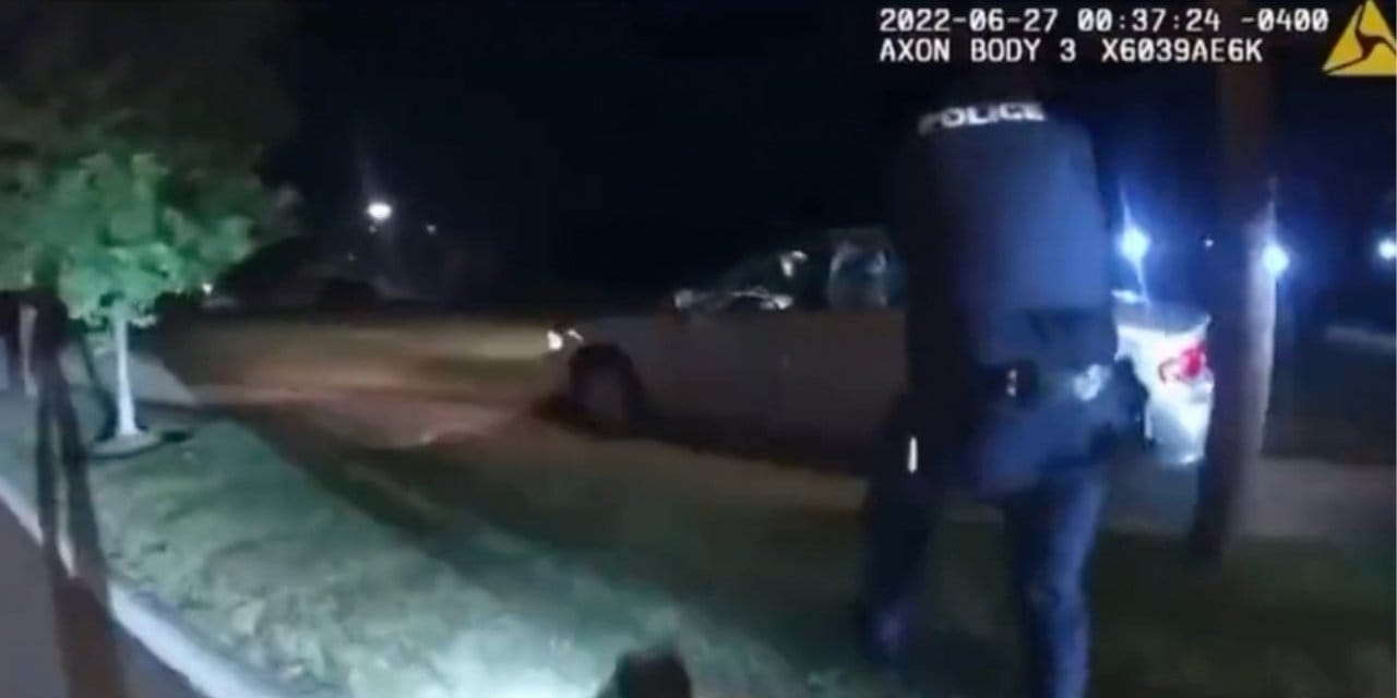 ABD'de polis şiddeti: Şarjör boşalana kadar ateş ettiler