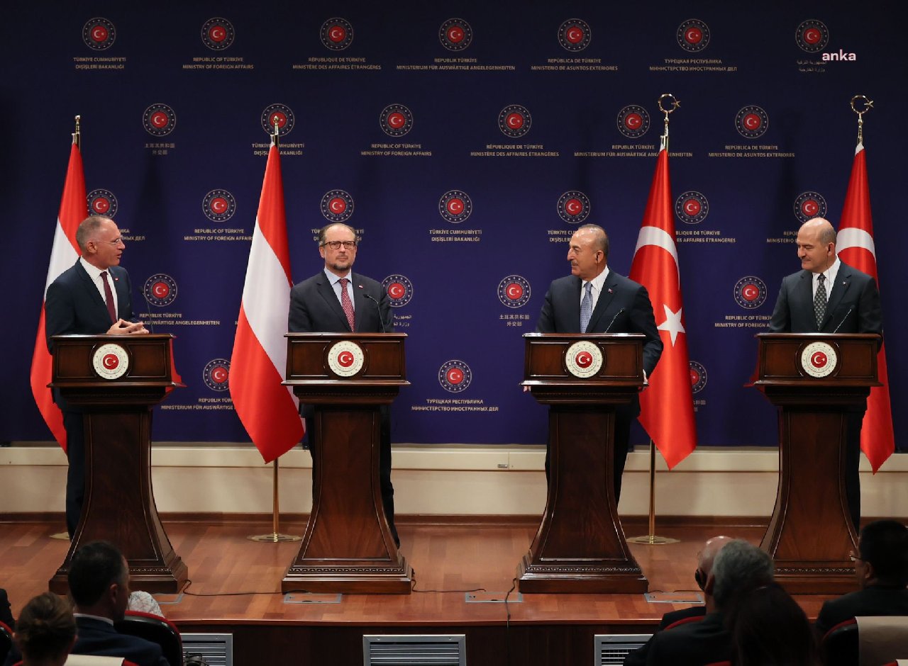 Çavuşoğlu: Ermenistan ile yapıcı diyaloğumuzu devam ettirmek istiyoruz