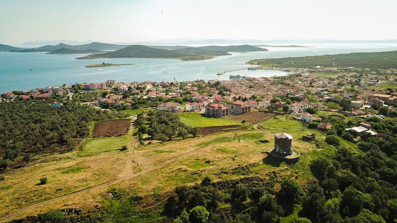 Ayvalık'ta havai fişek yasağı