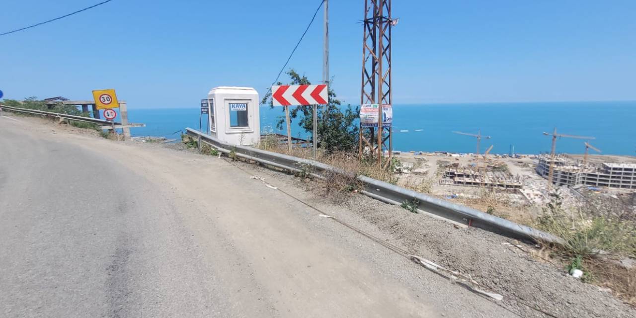 Manzarayı izlerken düştü, hastanede kalp krizi geçirip öldü