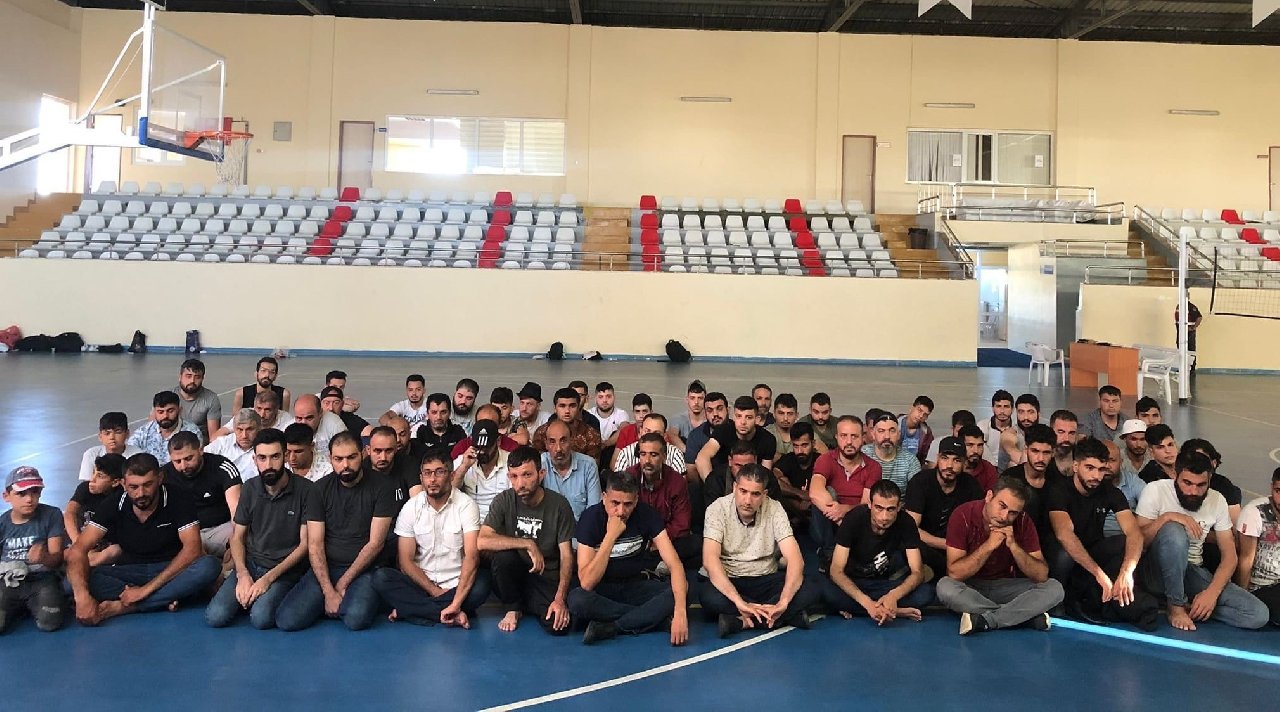 Mersin'de 66 kaçak göçmen yakalandı