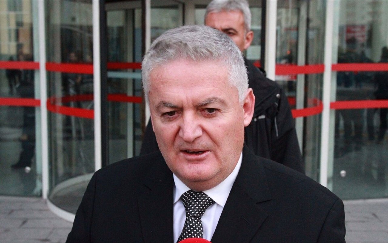 Ahmet Zeki Üçok: FETÖ'yle mücadele bitti