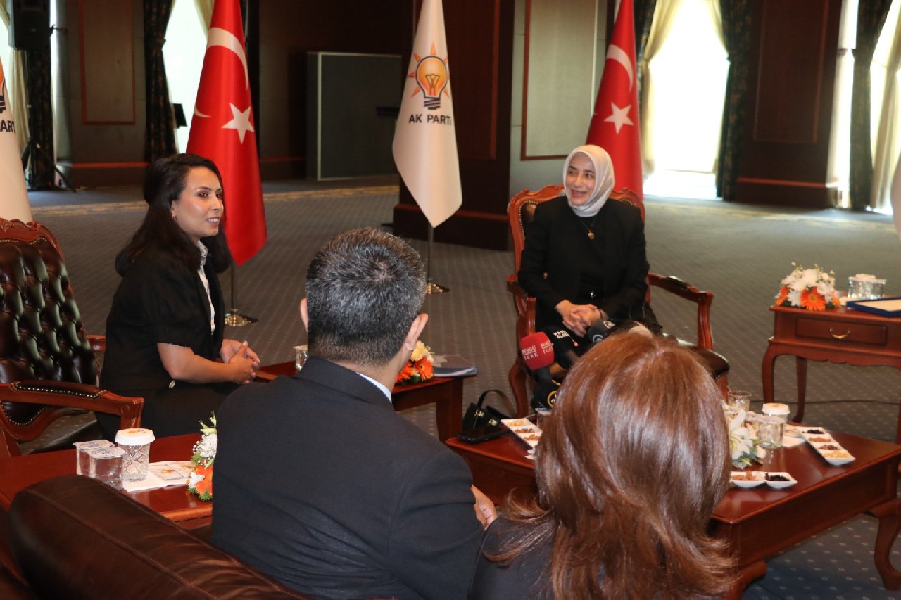 AKP'li Zengin: Muhalefet ile birlikte olmaktan mutluluk duyuyorum