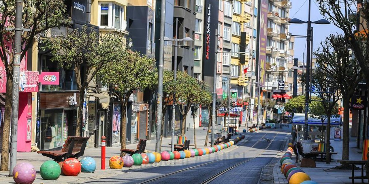 Geçinemiyoruz Platformu: Kadıköy'de ortalama ev kirası 19 bin 438 lira