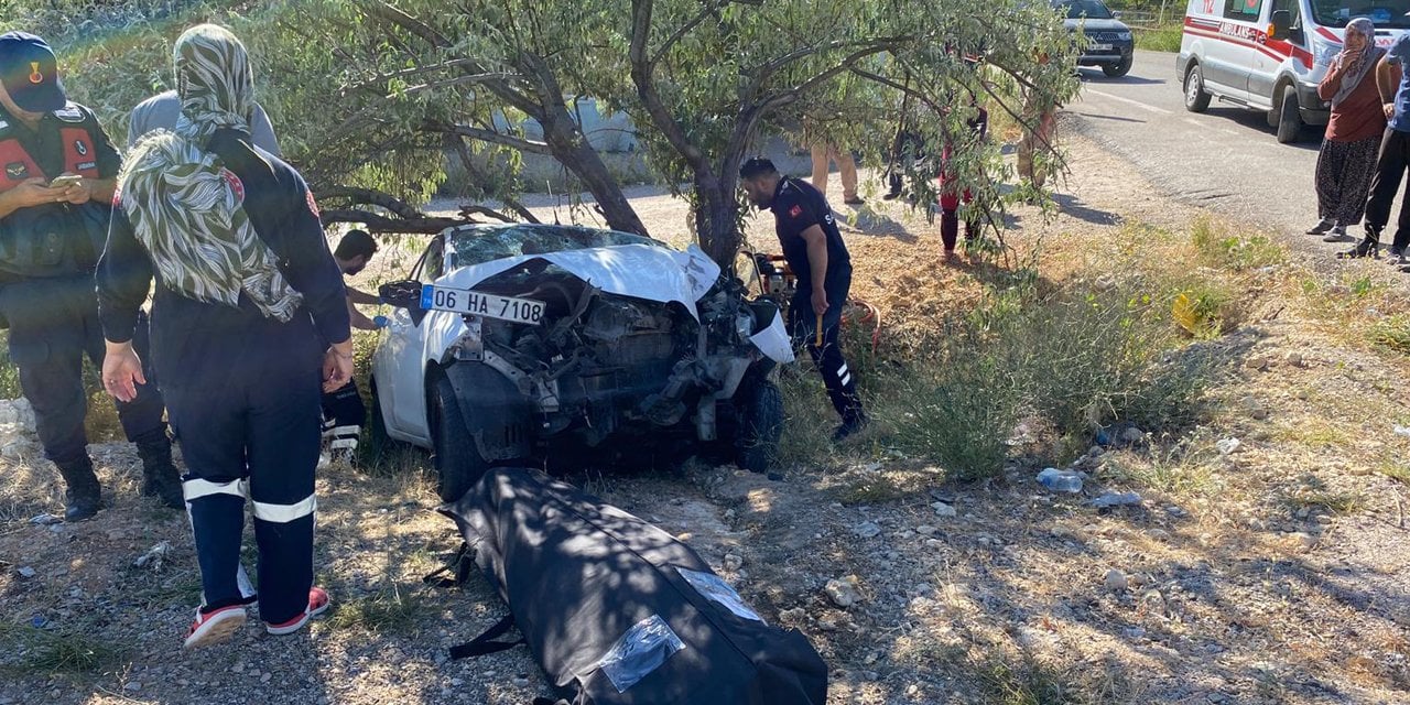 Malatya'da otomobil şarampole uçtu: 2 ölü, 3 ağır yaralı