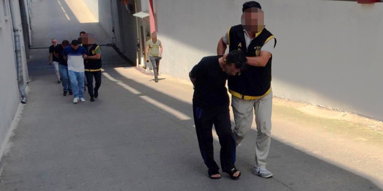 Adana'da çocukların top kavgası: 6 yaralı, 4 tutuklama