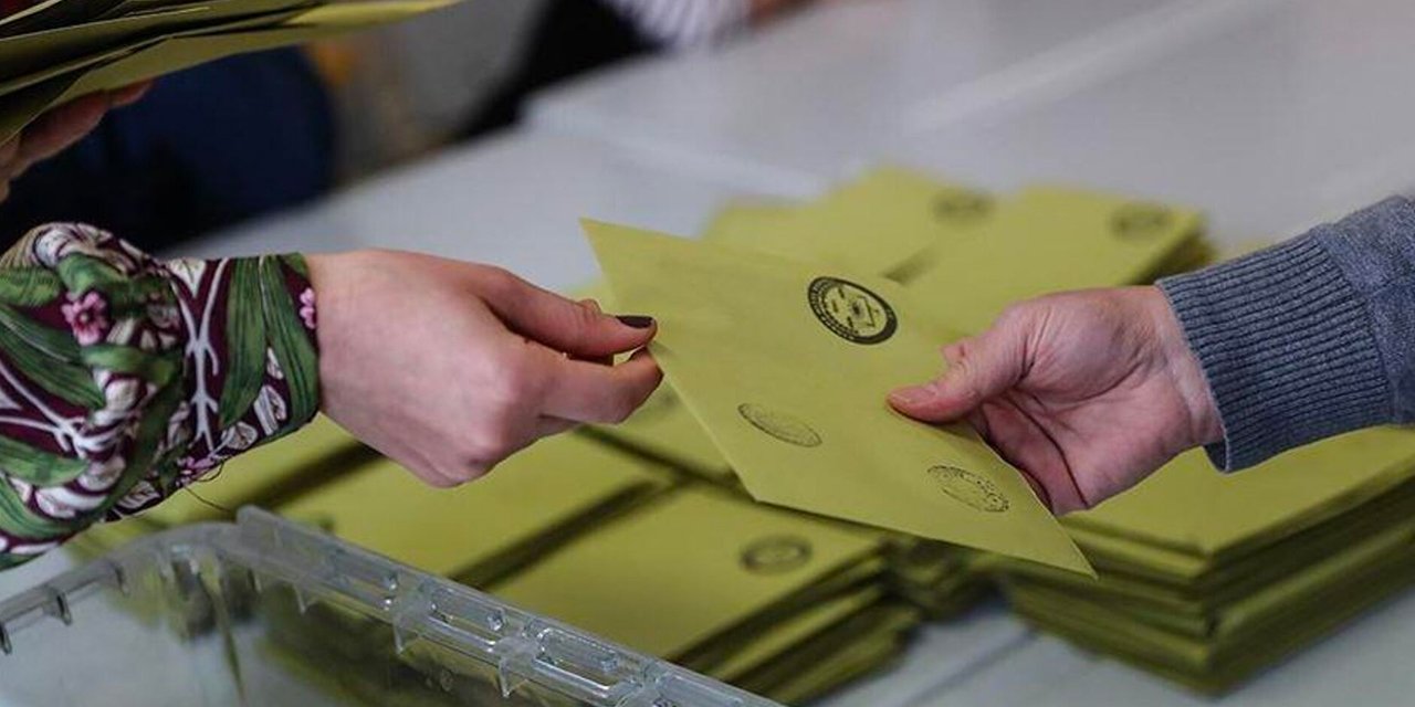 Anket şirketleri peş peşe açıklıyor! İşte partilerin oy oranları