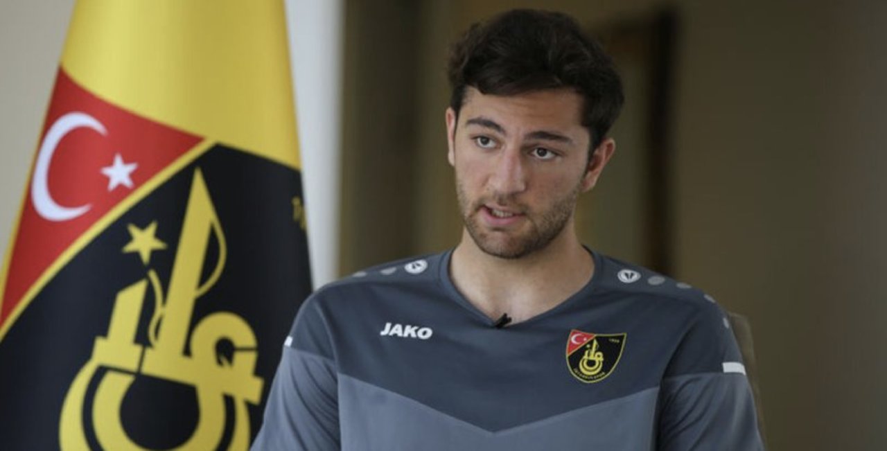 Emrecan Uzunhan Beşiktaş'ta