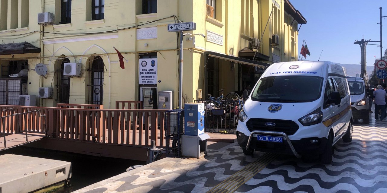 İzmir'de denizde ceset bulundu