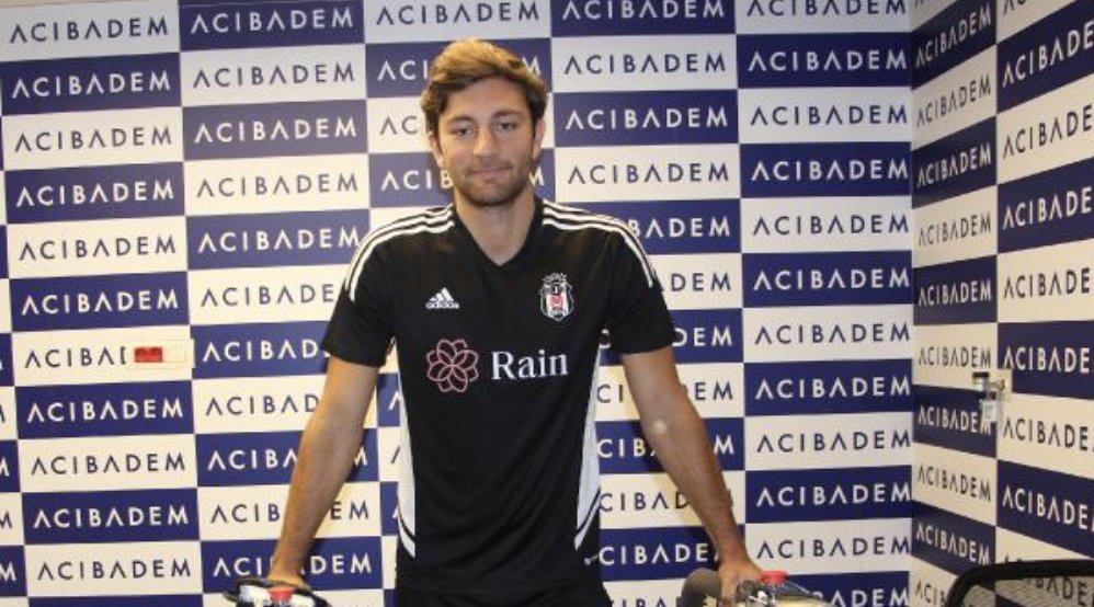 Beşiktaş'tan Emrecan ile 5 yıllık sözleşme