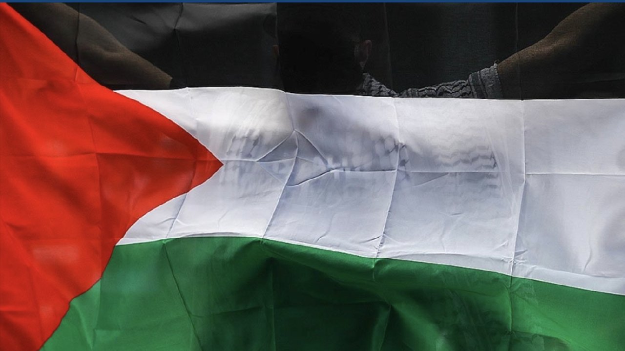 Eski Filistin Başbakan Yardımcısı Şair'e Nablus'ta silahlı saldırı