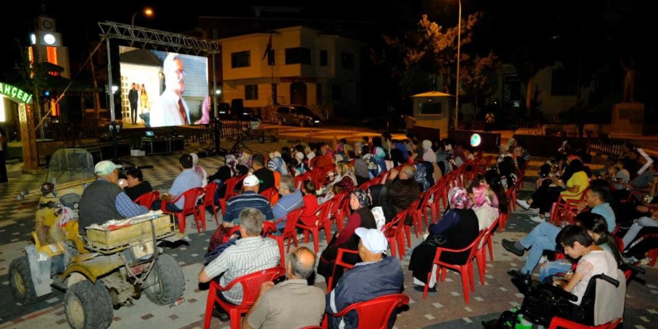 Eskişehir'de nostaljik sinema rüzgarı