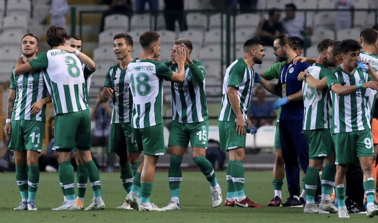 Konyaspor Avrupa'da rahat turladı