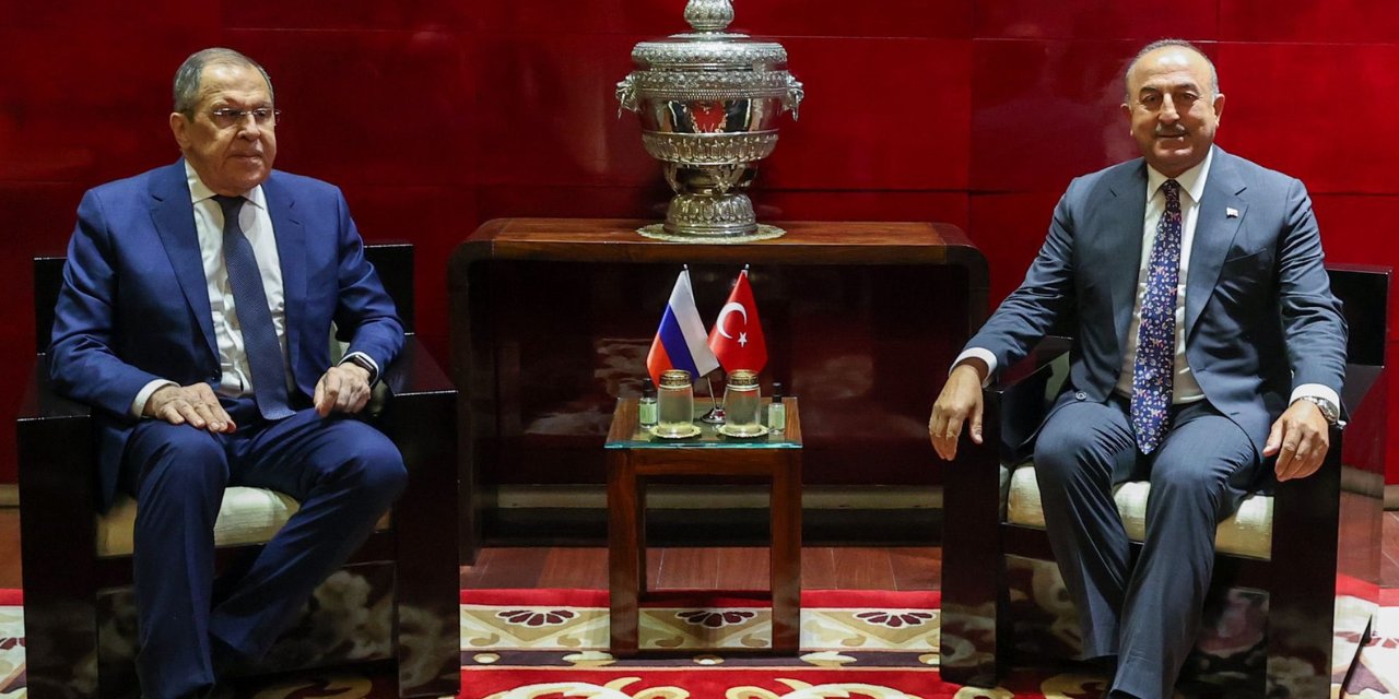 Çavuşoğlu ve Lavrov bir araya geldi