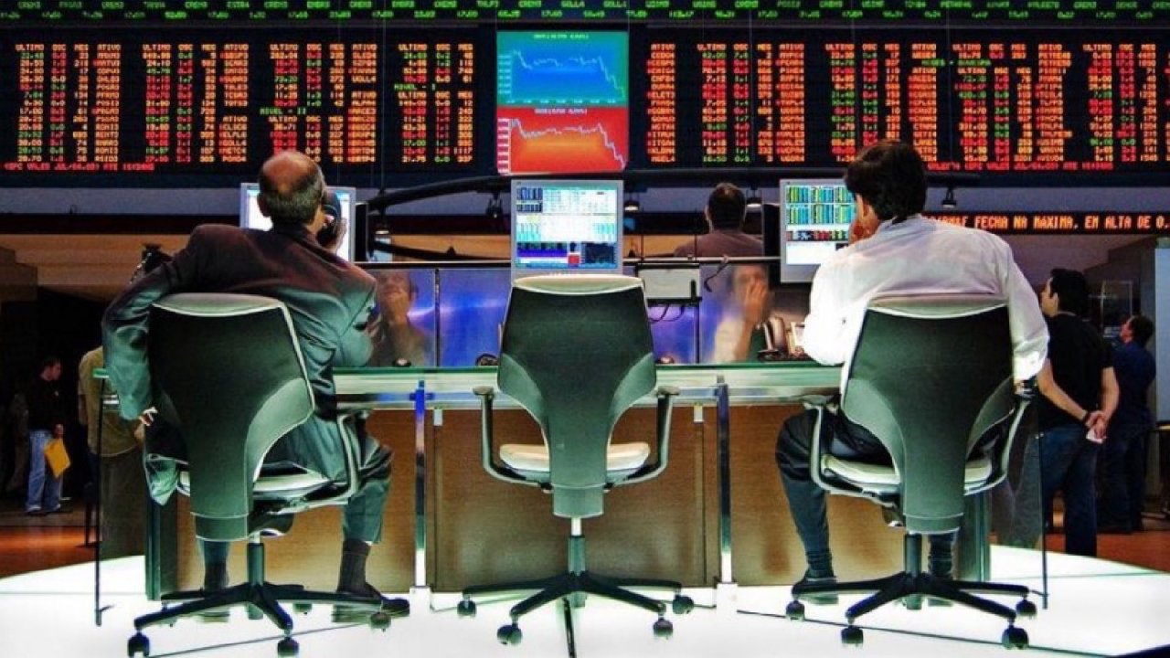 Rusya’da hisse işlemleri ‘dost olmayan’ ülkelere yasaklandı