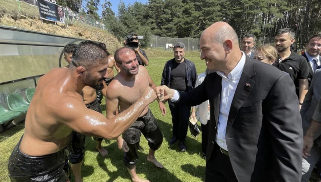 Soylu: Hak tarafının başpehlivanı Erdoğan'dır