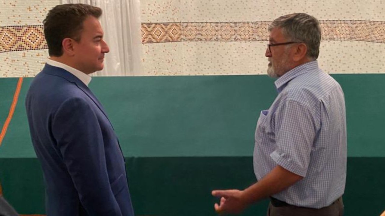 Babacan, Erdoğan'dan önce davrandı: Hüseyin Gazi Cemevi’ne gitti