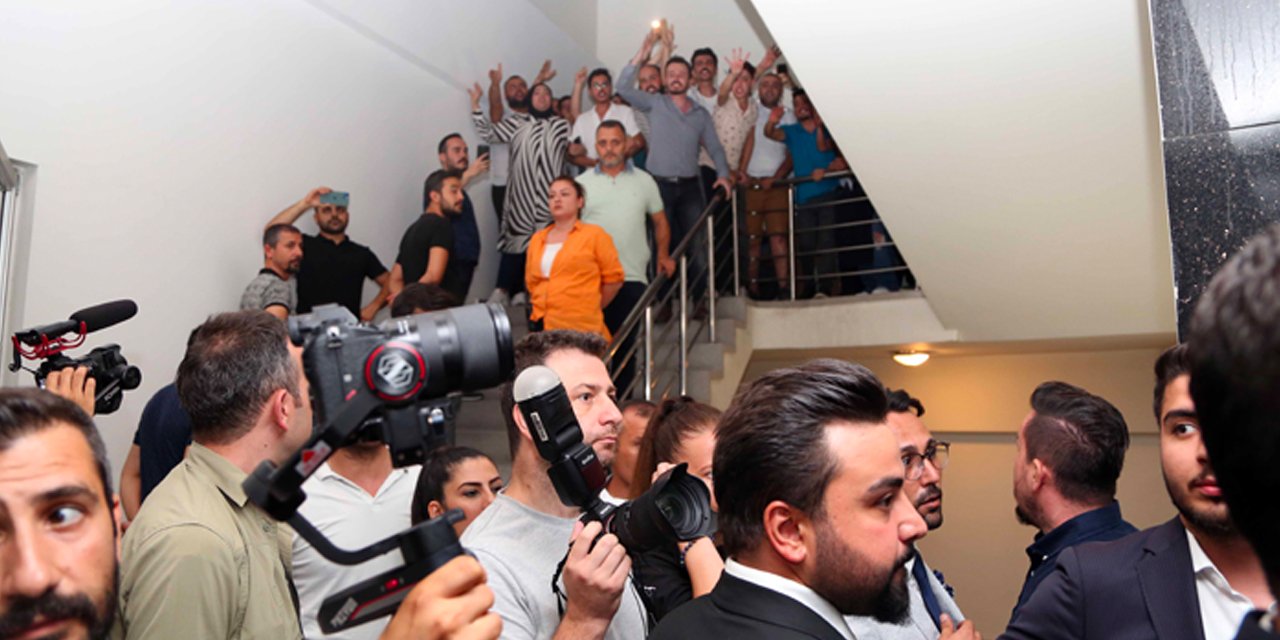 Babacan'ın katıldığı programa AKP'lilerden sabotaj girişimi