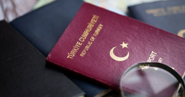 İlişkilerde yeni dönem: Türklere kapıda vize kolaylığı