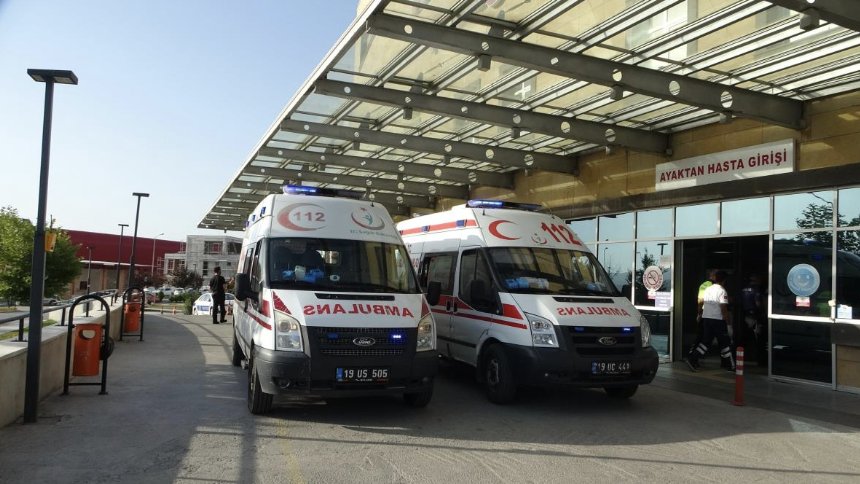 Çorum'da kardeşini silahla yaralayan kişi intihar etti