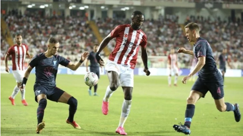 Sivasspor üzdü! Yeni rota UEFA Konferans Ligi