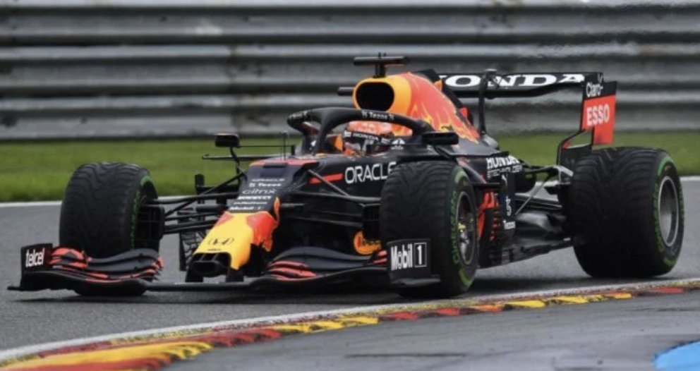 Belçika GP'de kazanan Max Verstappen