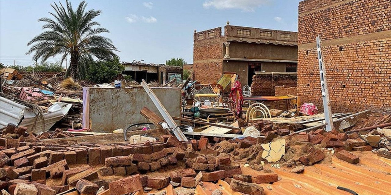 Sudan'da seller nedeniyle 104 kişi öldü