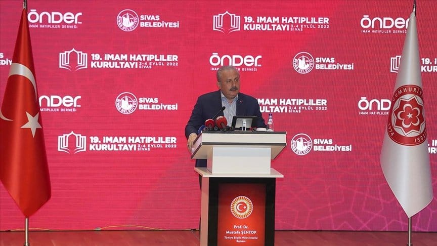 Şentop: İmam hatipler milletin ihtiyacından doğdu