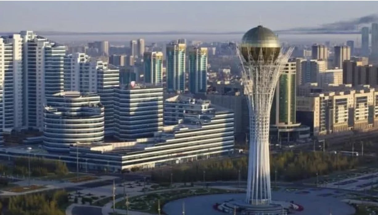Kazakistan’da alışkanlık oldu! Başkentin adını yine değiştirecekler