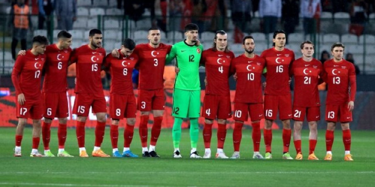 Milli Takım'ın 100. yıl formaları tanıtıldı: İşte fiyatı