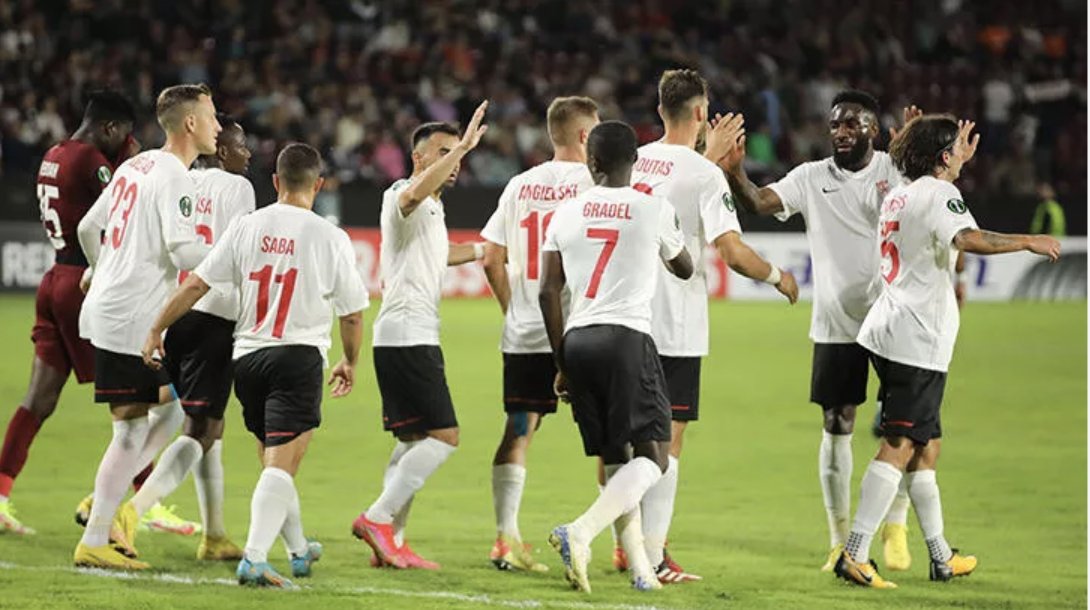 Sivasspor, Romanya'da 3 puanı kaptı