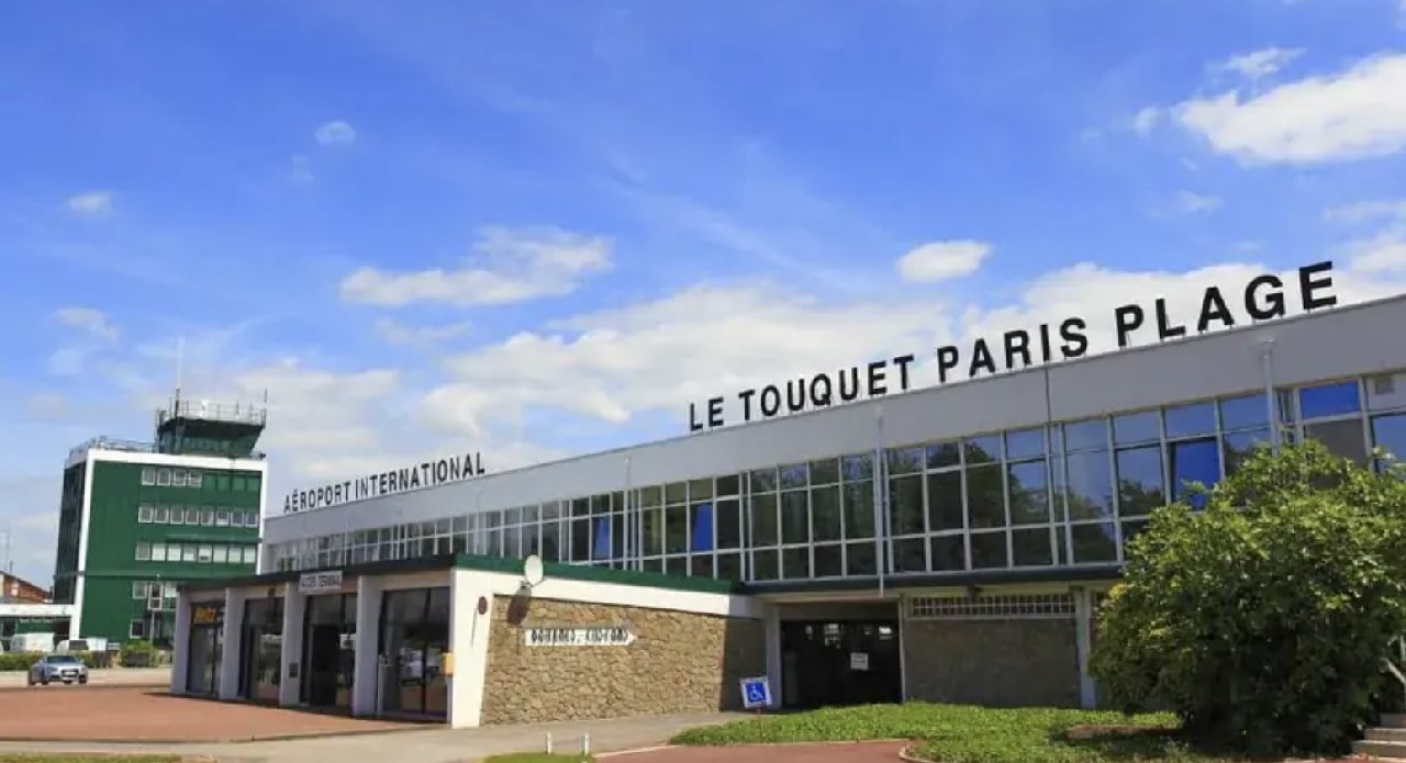 Fransa'da bir havalimanına Kraliçe II. Elizabeth'in ismi veriliyor