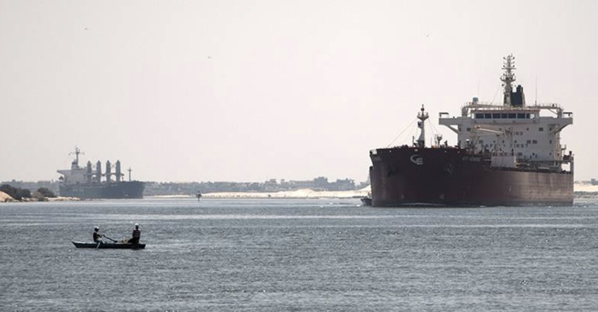 Mısır, Süveyş Kanalı'ndan geçiş ücretlerine zam yaptı