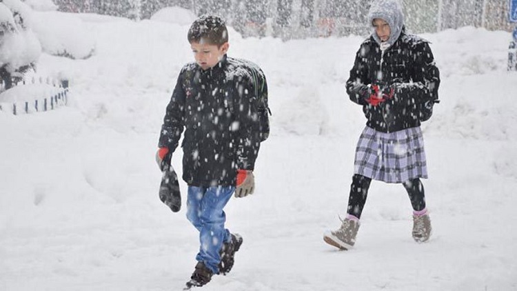 İstanbul Valisi'nden kar tatili açıklaması!