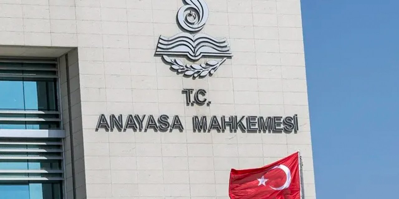 AYM'den öğrenim kredisi borcu kararı