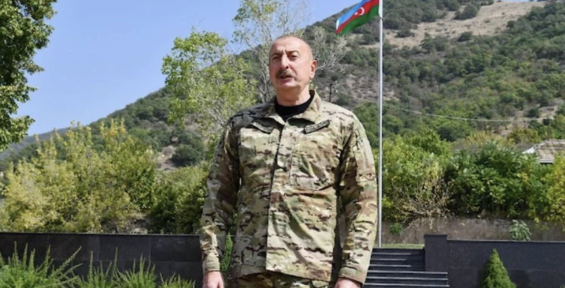 Aliyev, işgalden kurtarılan Laçın’ı ziyaret etti