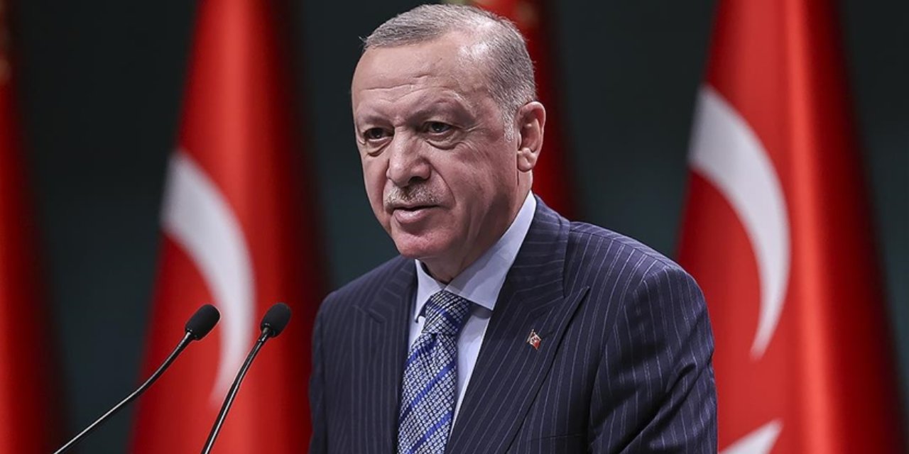 Erdoğan, Babacan'a bakanlık döneminden yüklendi: Sen kimsin ya?
