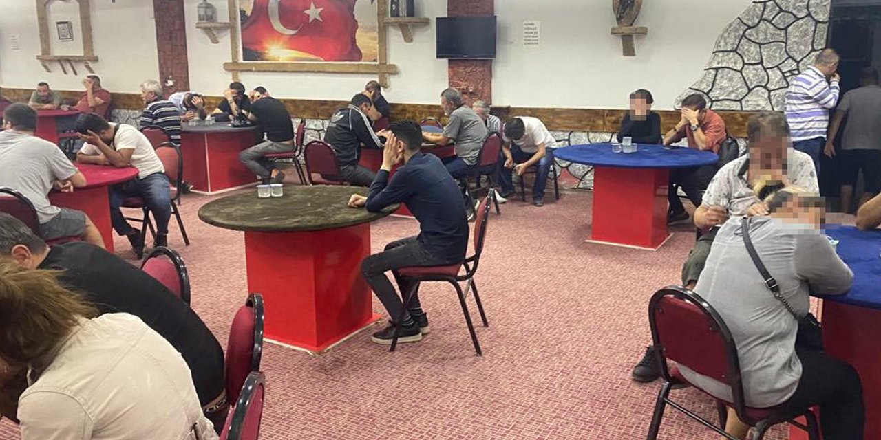 İzmir'de kumar operasyonu: 123 kişiye ceza yağdı