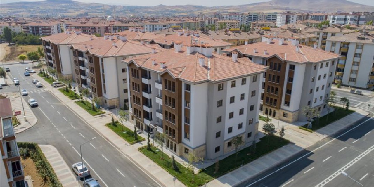 İddia: Suriyelilere TOKİ tarafından bedelsiz konut yapıldı