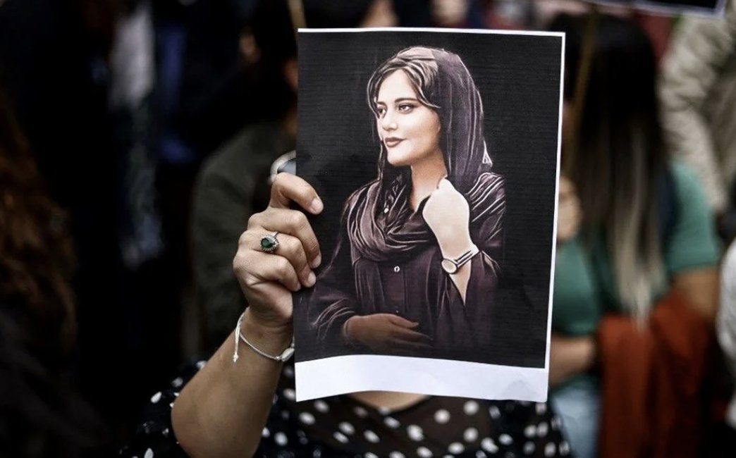 İran ve Fransa arasında Mahsa Amini krizi