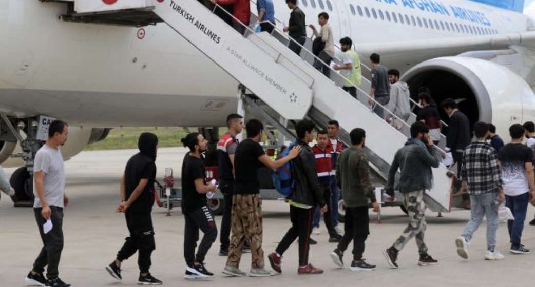 İçişleri, bir haftada sınır dışı edilen göçmen sayısını duyurdu