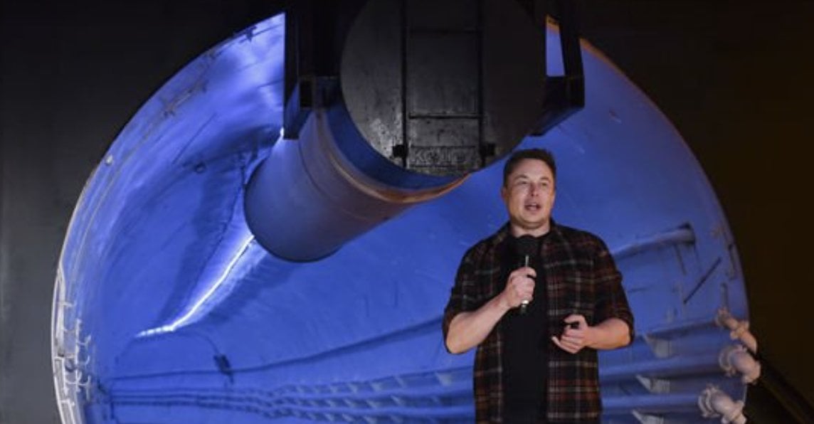 Elon Musk Tesla’nın yeni robotu Optimus'u tanıttı