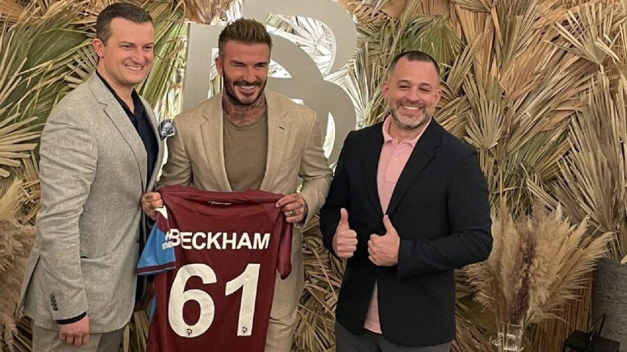 David Beckham'a Trabzonspor forması hediye edildi